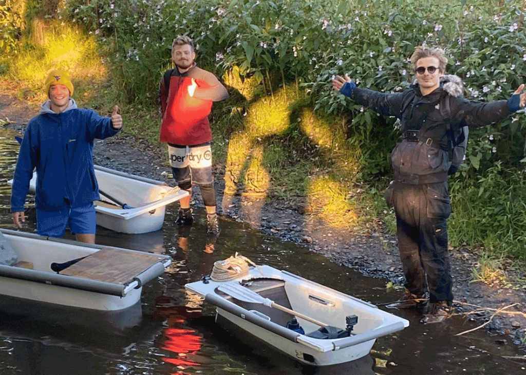 Tamar Tubbin' team before they set off down the river.