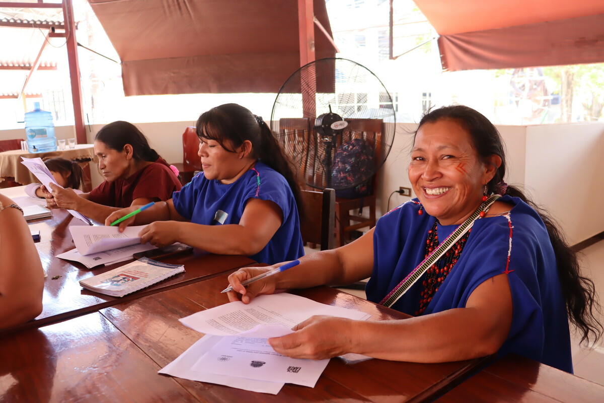 The ONAMIAP, OMIASEC and Cool Earth teams preparing the basic income sign up process for the Asháninka and Yanesha communities in Peru.