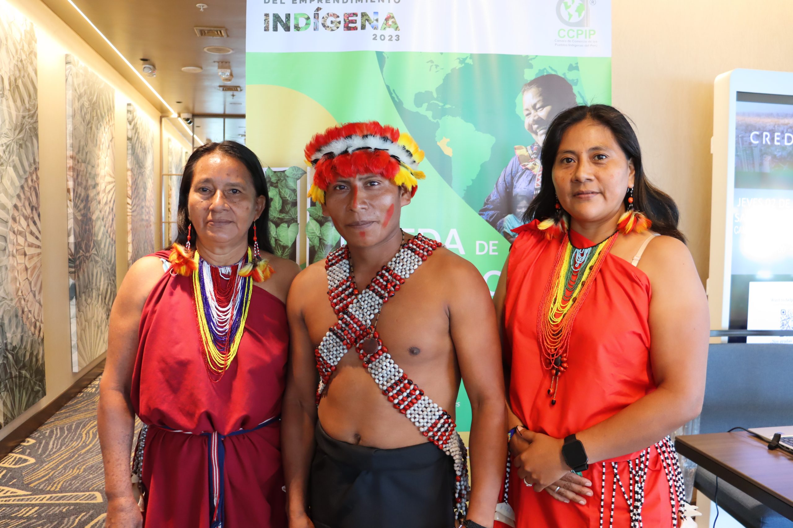 Amano, artisans association from the awajun program at the Business Roundtable of Indigenous entrepreneurship
